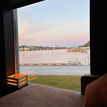 #Lofoten Leilighet Ved Sjoen Ballstad Exterior photo
